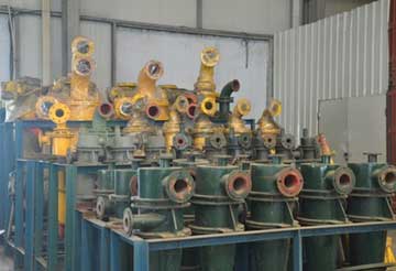 鑫海公司生產(chǎn)的內(nèi)襯耐磨橡膠過流件是水力旋流器，延長了旋流器的使用壽命